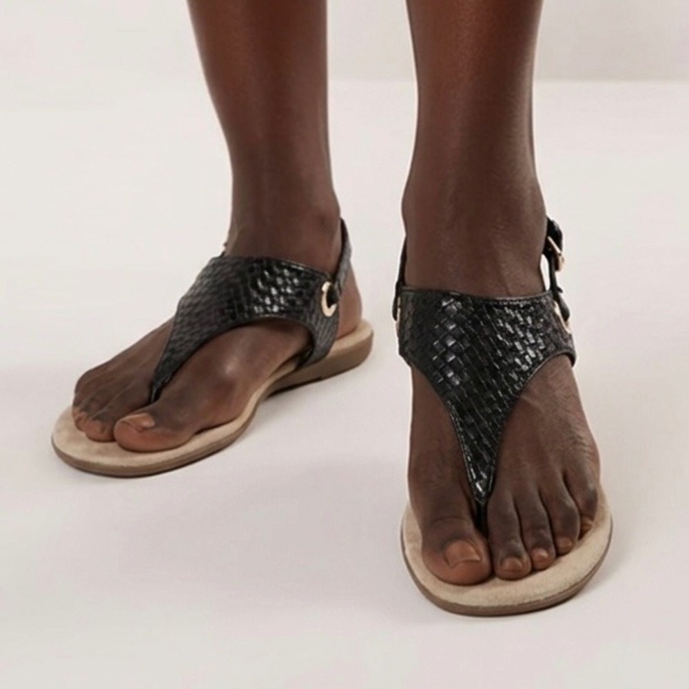 Anne Klein AK Sport Black Woven Slingback Thong Flat Sandals Gold Hardware